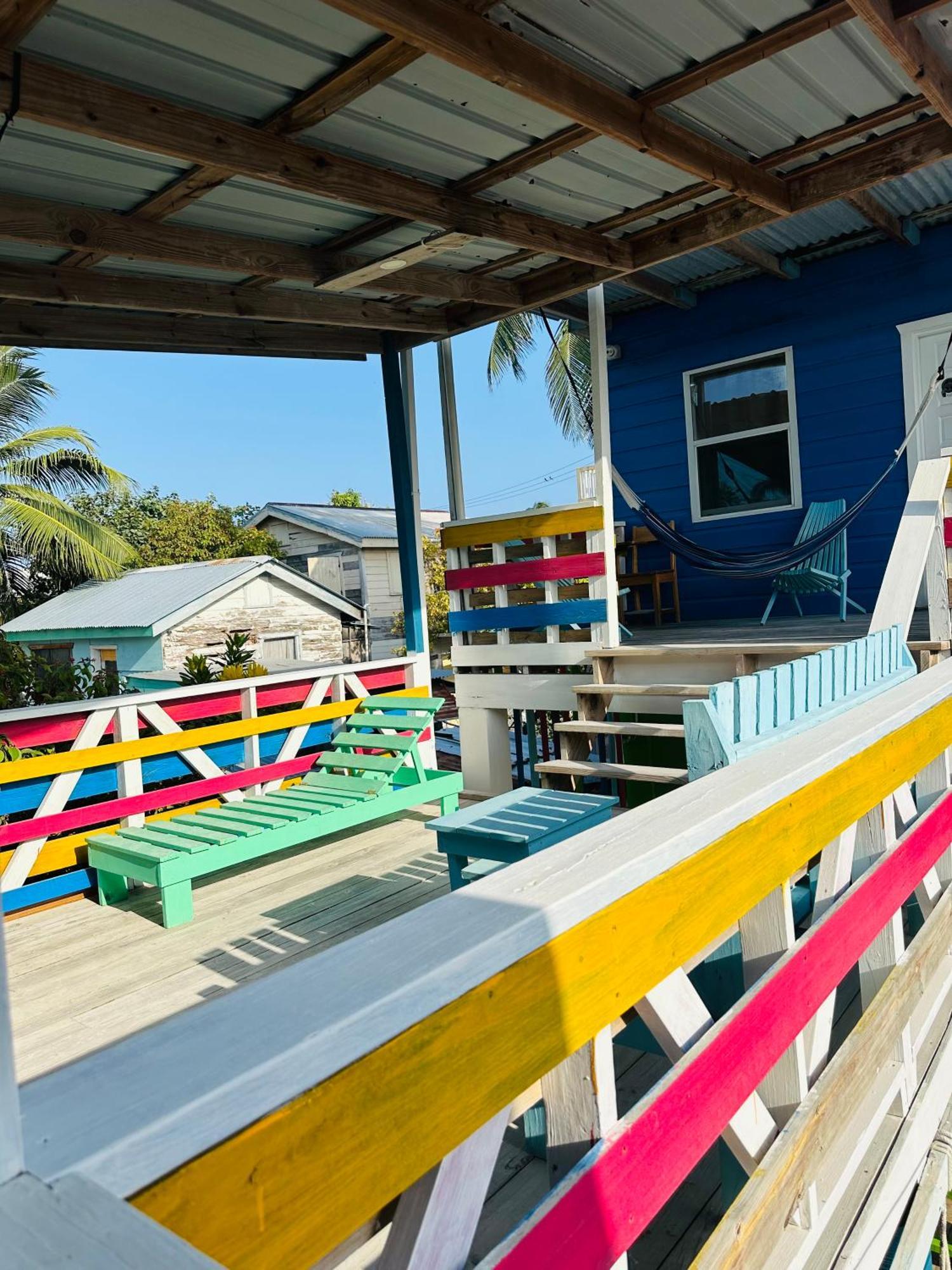 Go Slow Guesthouse Caye Caulker Kültér fotó